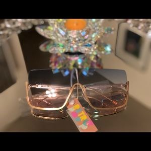 Blue ombré colored Sunglasses